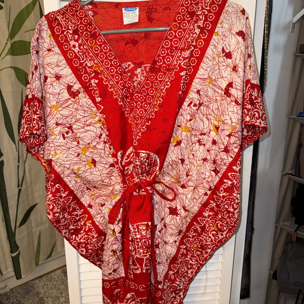 Mexican Red and White Floral Kimono Top OS